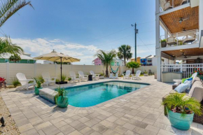 Rooftop Deck and Hot Tub Mexico Beach Home!